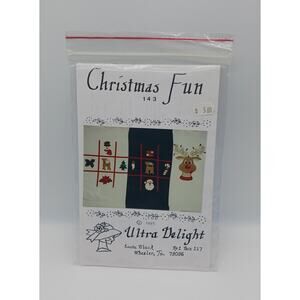 Christmas Fun 143 Ultra Delight Leota Black Applique Pattern Reindeer Vintage